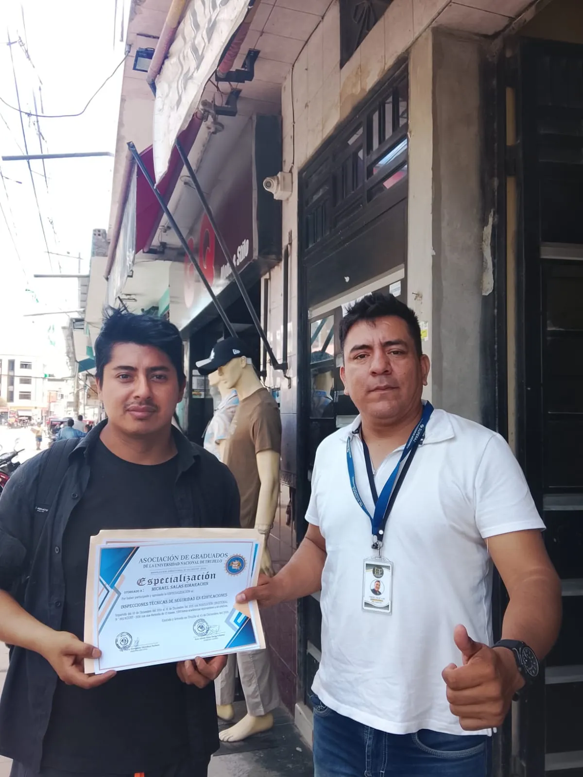 Lic. Jorge Linares